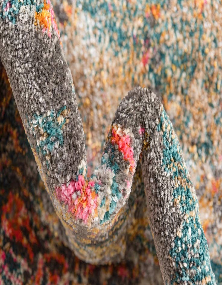 Detail image of 6' x 9' Aria Rug