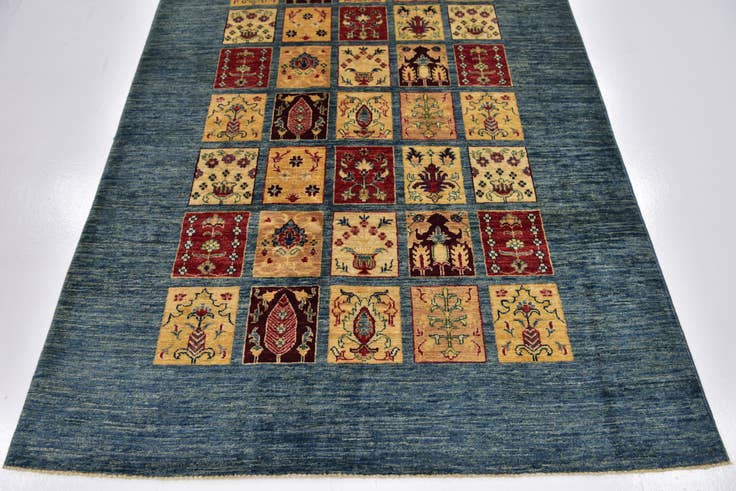 Detail image of 4' 10 x 6' 8 Hand Knotted Ariana Ziegler Rug