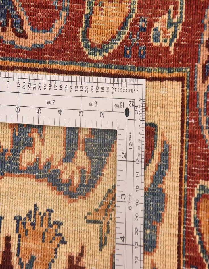 Detail image of 6' 9 x 9' 11  Hand Knotted Ariana Ziegler Rug