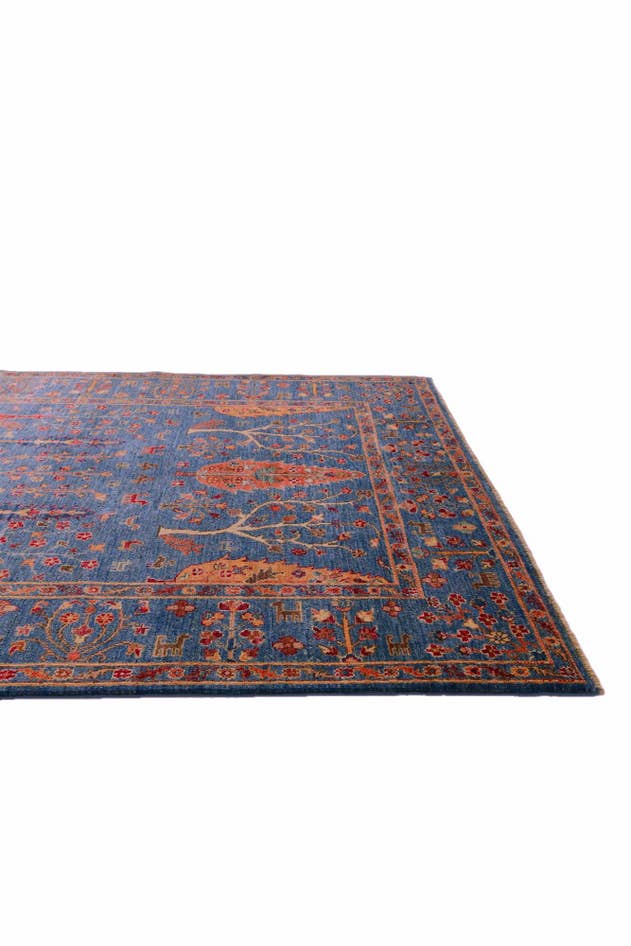 Detail image of 4' 11 x 6' 11 Hand Knotted Ariana Ziegler Rug