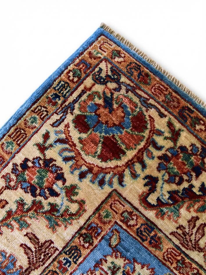 Detail image of 5' x 7' 2 Hand Knotted Ariana Ziegler Rug