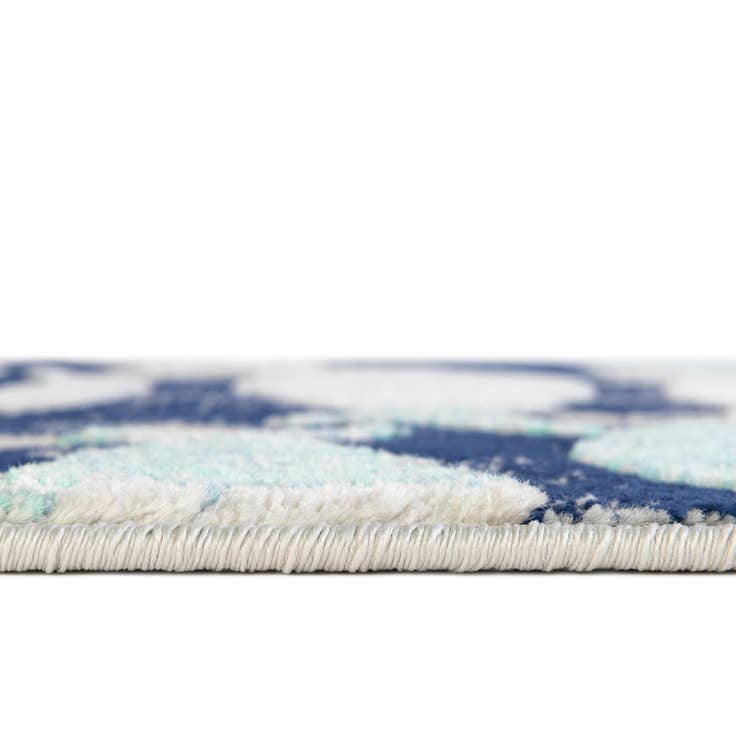 Detail image of 2' x 3' Ariel Rug