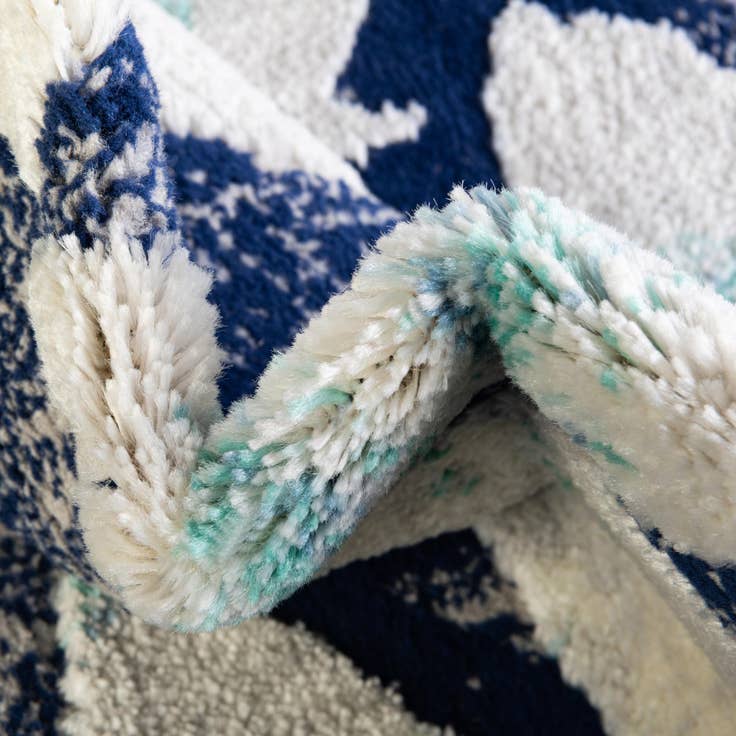 Detail image of 2' x 3' Ariel Rug