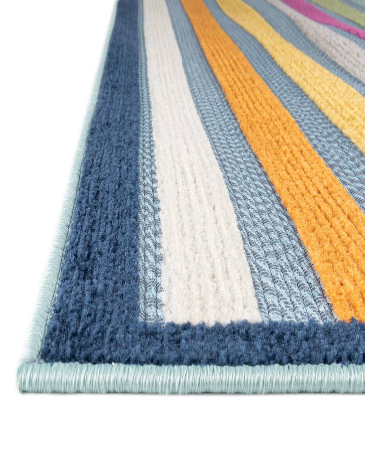 Detail image of 4' x 6' Easy-Clean Aruba Indoor / Outdoor Rug