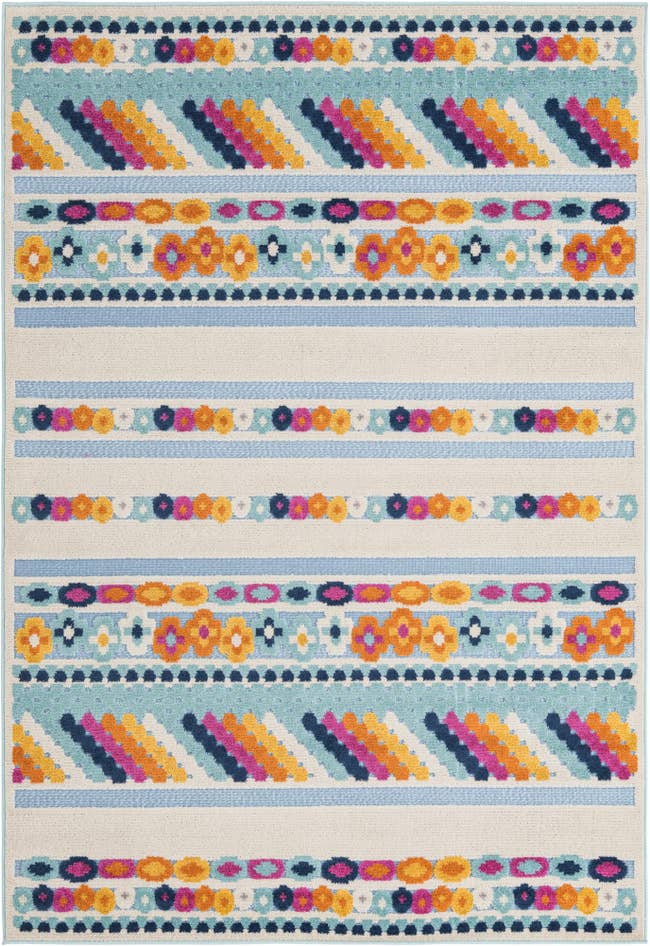 Detail image of 5' 3 x 8' Easy-Clean Aruba Indoor / Outdoor Rug