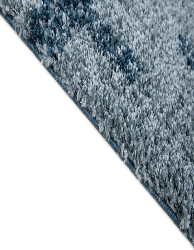 Detail image of 5' 3 x 7' 8 Athena Shag Rug