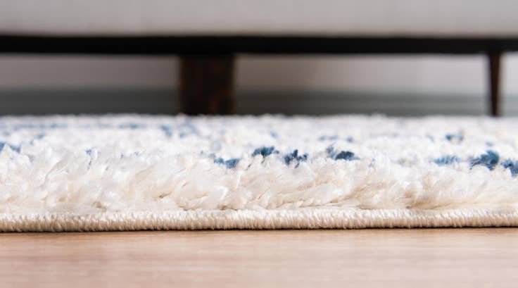 Detail image of 9' x 12' 2 Athena Shag Rug