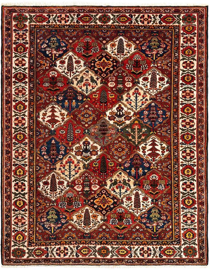 Detail image of 7' 1 x 9' 6 Bachtiar Wool Rug