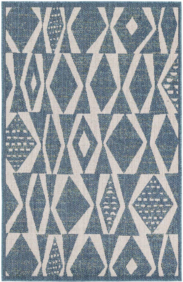 Detail image of 4' 1 x 6' 1 Easy-Clean Baja Indoor / Outdoor Rug
