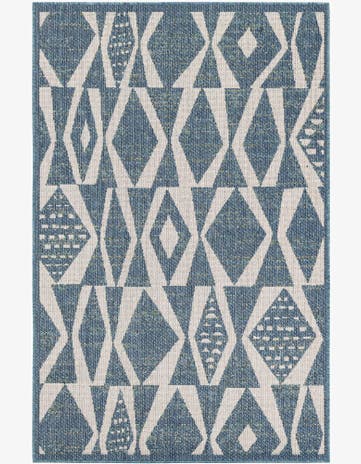 4' 1 x 6' 1 Easy-Clean Baja Indoor / Outdoor Rug
