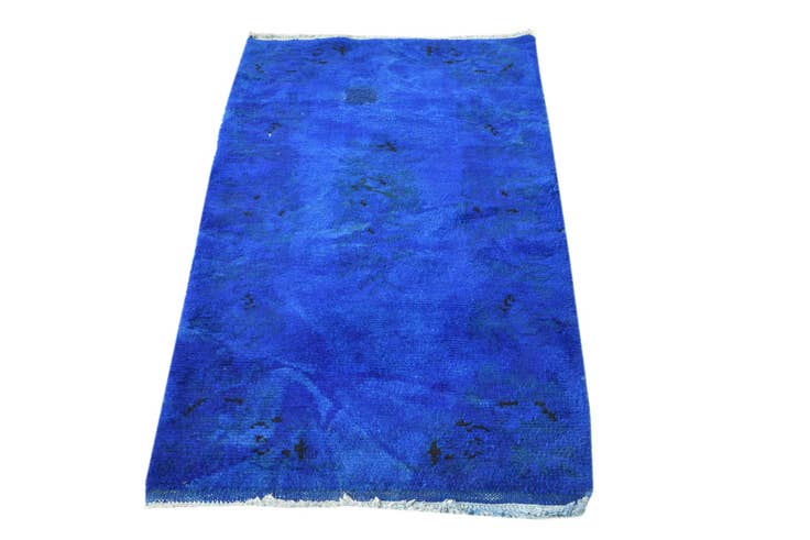 Detail image of 2' 5 x 4' 7 Hand Knotted Balouch Wool Rug