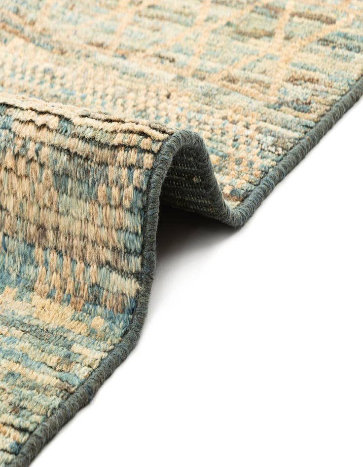 Detail image of 6' 2 x 8' 10 Beni Marok Rug
