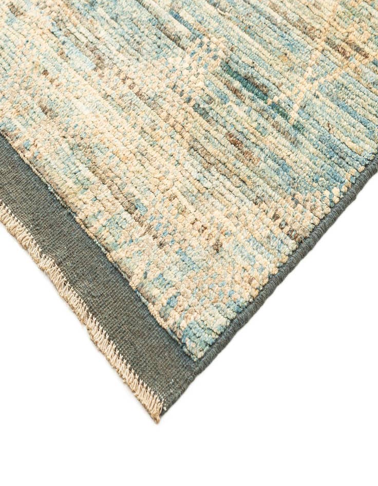 Detail image of 6' 2 x 8' 10 Beni Marok Rug