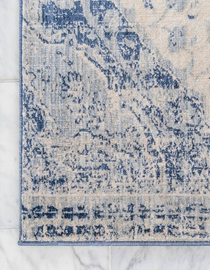 Detail image of 8' x 10' Berkshire Rug