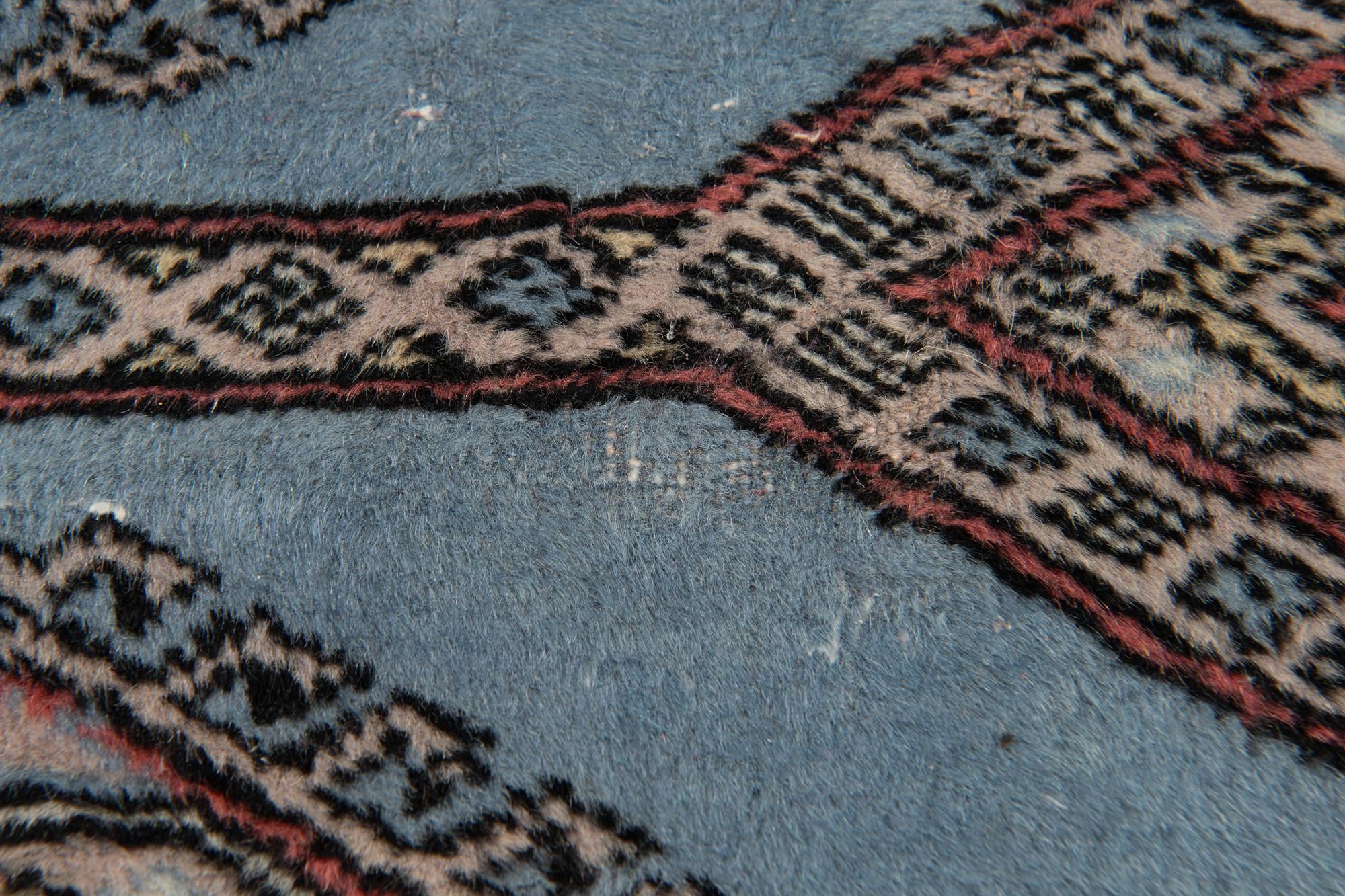 2' 9 x 4' Hand Knotted Bokhara Wool Rug