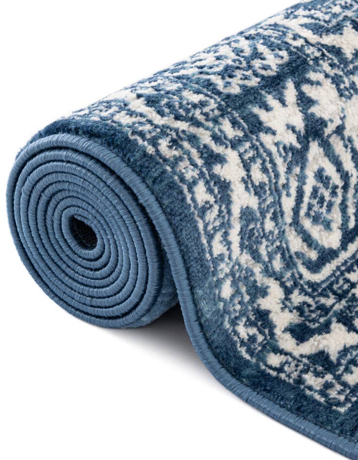 Detail image of 9' 10 x 14' Boston Rug