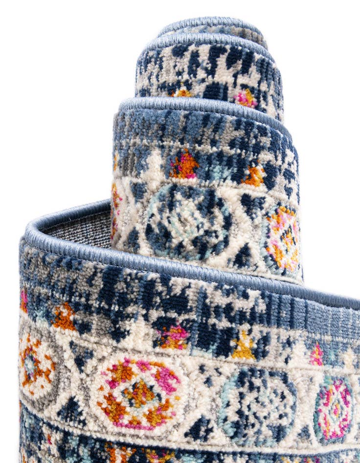 Detail image of 8' x 9' 10 Budapest Rug