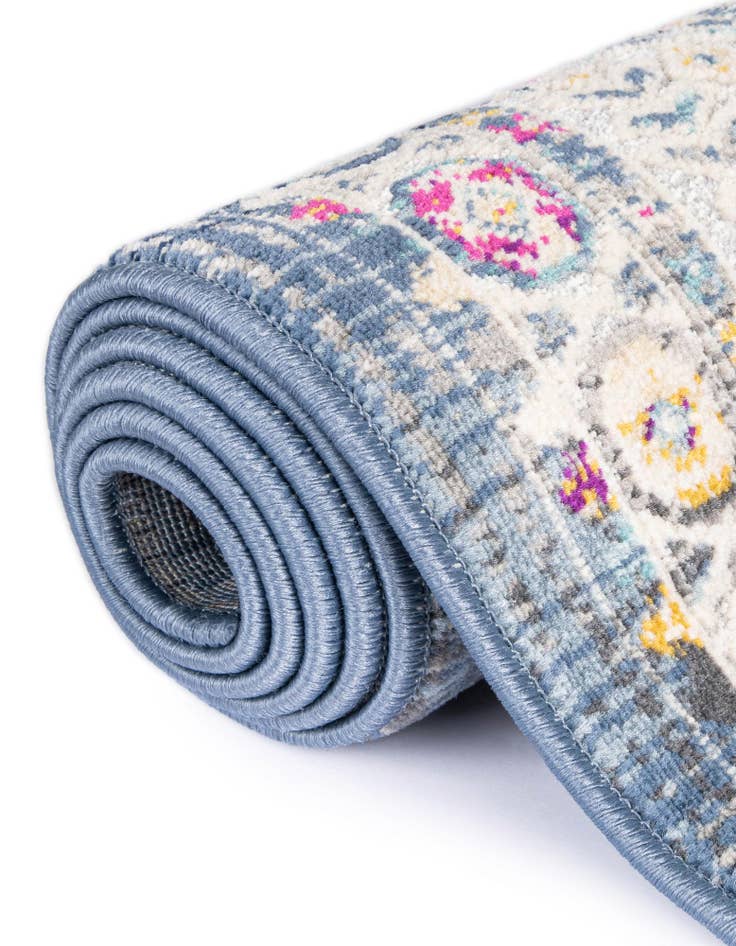 Detail image of 8' x 9' 10 Budapest Rug