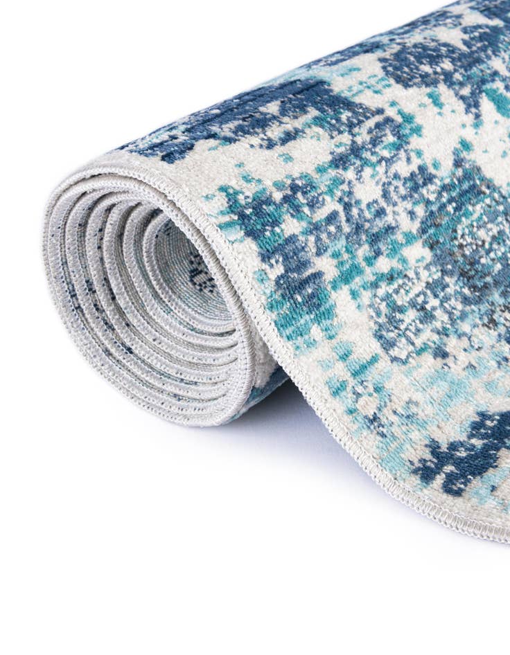 Detail image of 9' x 12' Budapest Rug