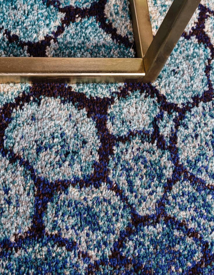 Detail image of 3' 3 x 5' 3  Washable Casablanca Rug