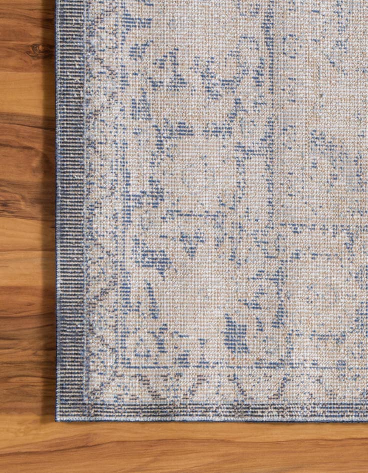 Detail image of 7' x 10' Charlotte Rug