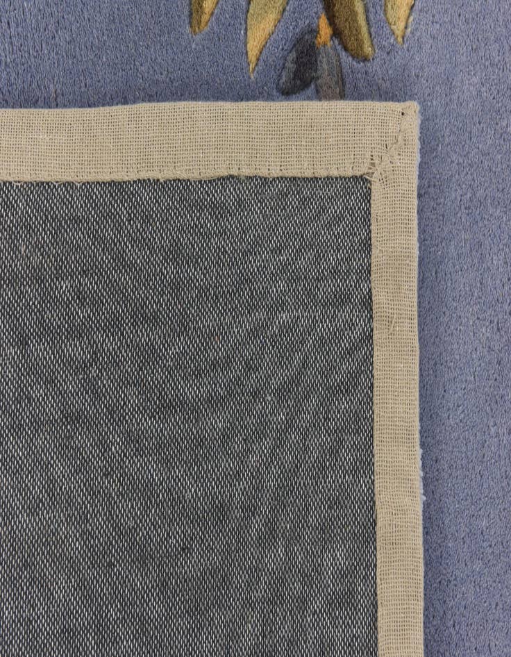 Detail image of 5' x 8' Chateau Rug