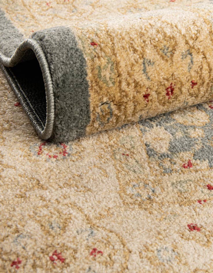 Detail image of 3' 3 x 5' 3 Chelsea Rug