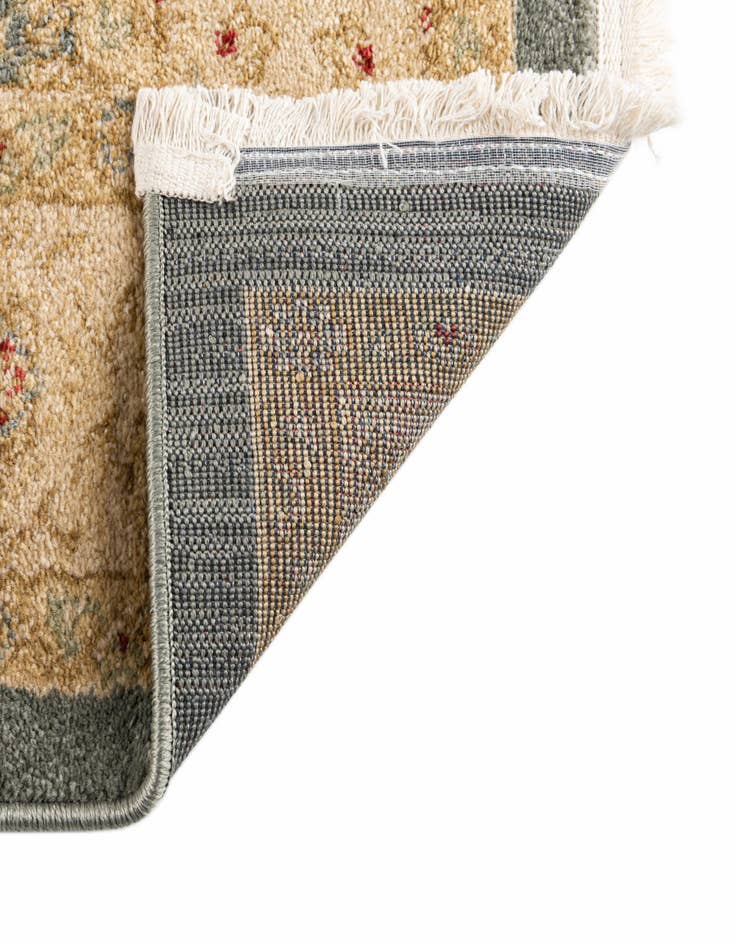 Detail image of 3' 3 x 5' 3 Chelsea Rug