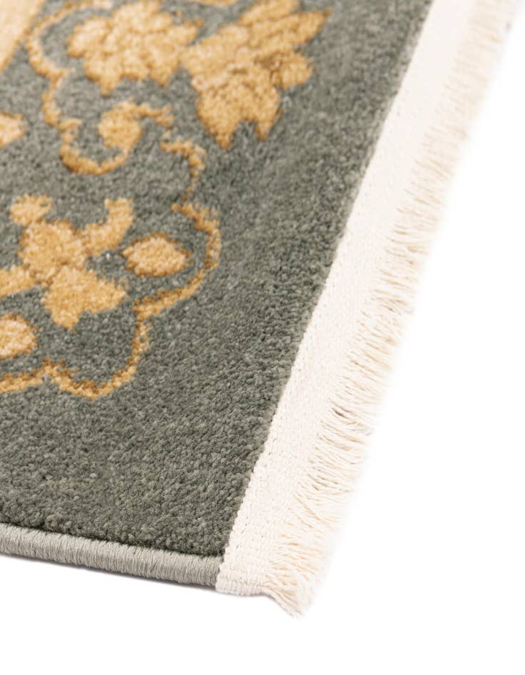 Detail image of 9' x 12' Chelsea Rug