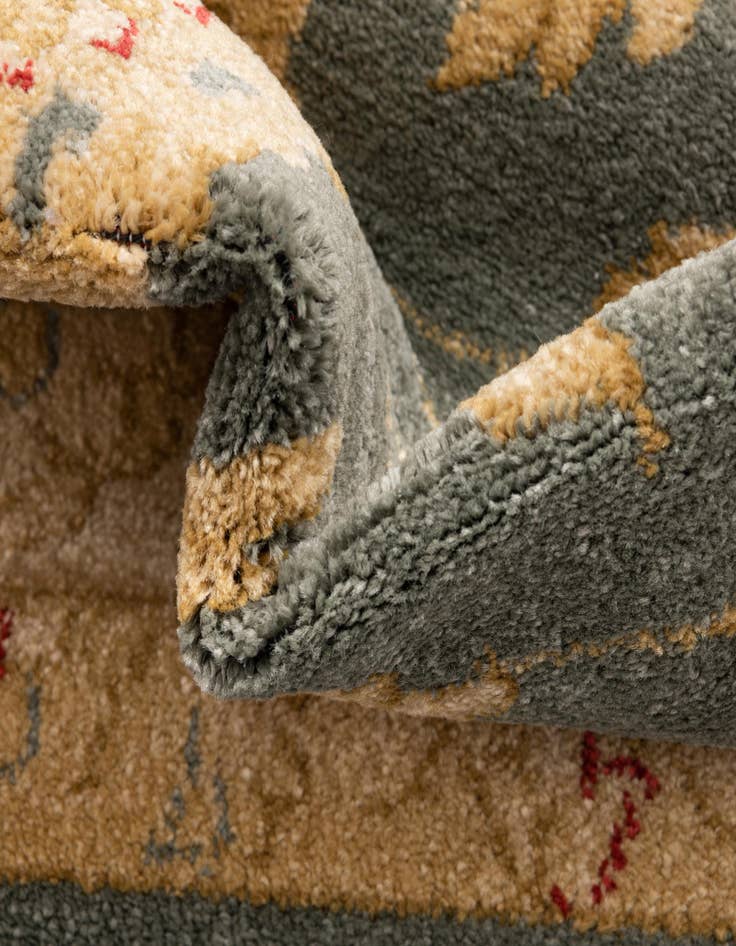 Detail image of 9' x 12' Chelsea Rug