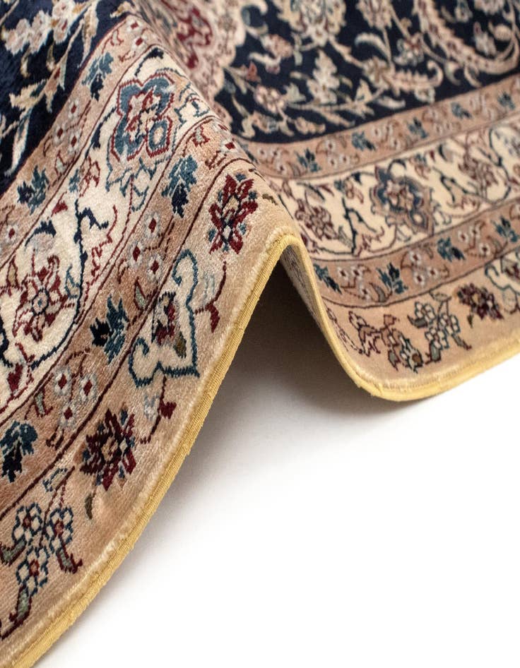 Detail image of 8' 4 x 11' 8  Hand Knotted China Fine Silk Rug