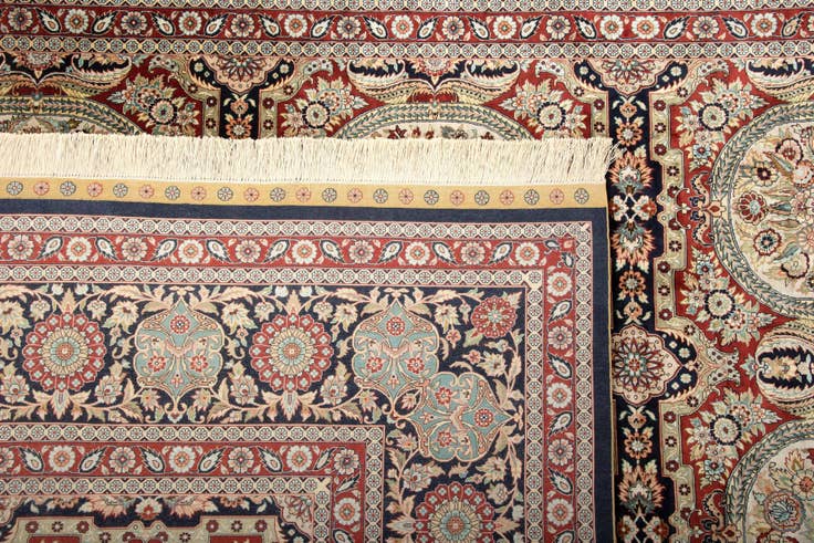 Detail image of 6' 8 x 9' 8 Hand Knotted China Rug