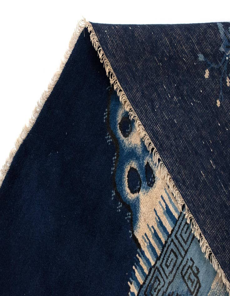 Detail image of 3' 3 x 5' 6  Hand Knotted China Rug