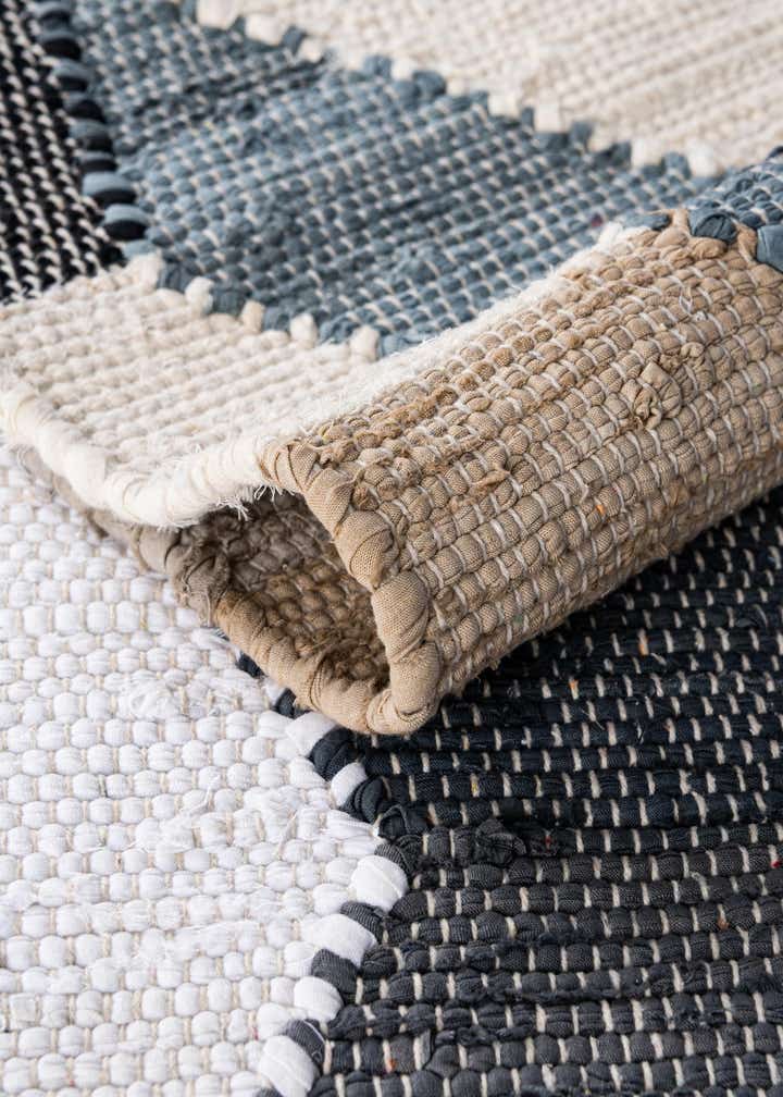 2' x 3' 1 Hand Braided Chindi Cotton Rug