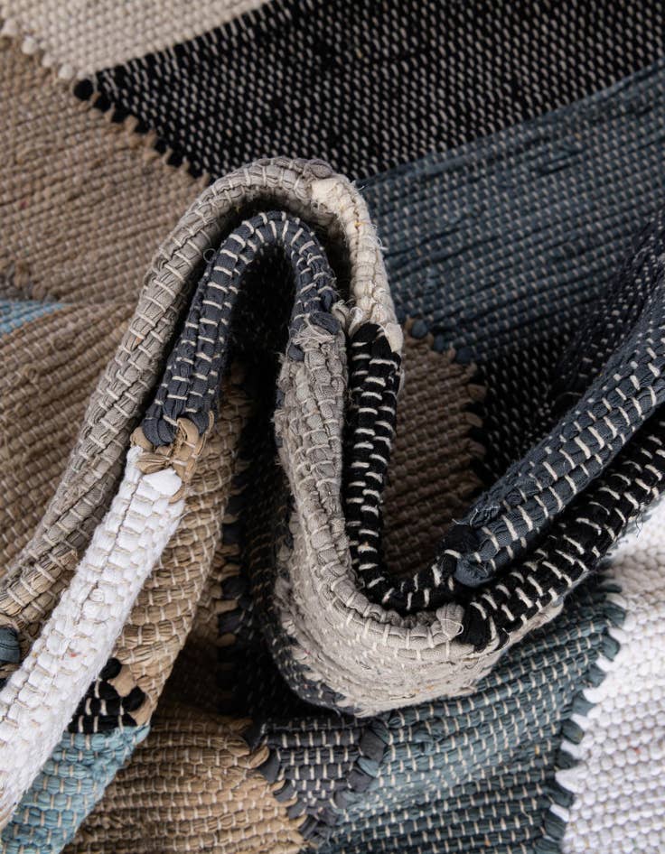 Detail image of 9' x 12' Hand Braided Chindi Cotton Rug