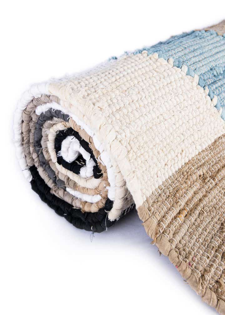 2' x 3' 1 Hand Braided Chindi Cotton Rug