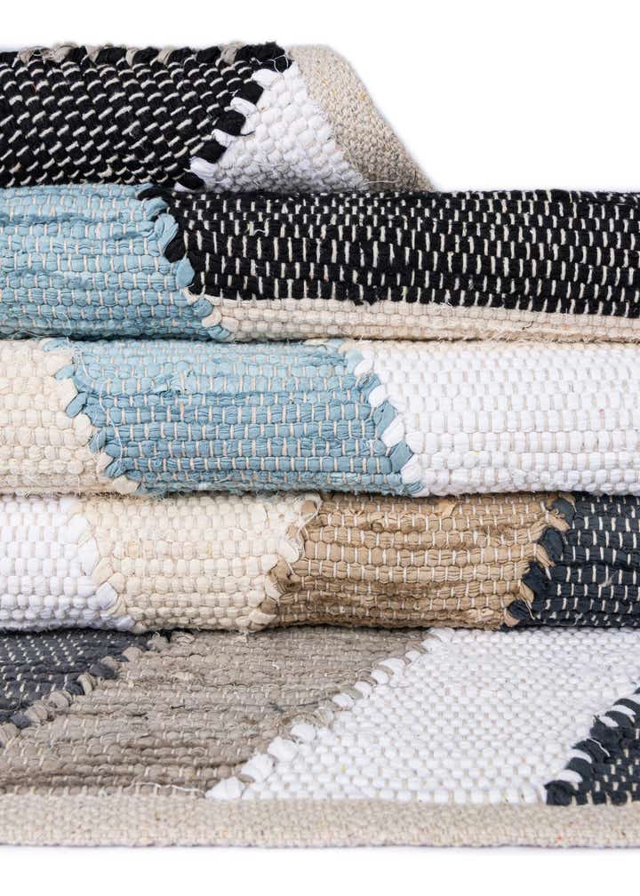 2' x 3' 1 Hand Braided Chindi Cotton Rug