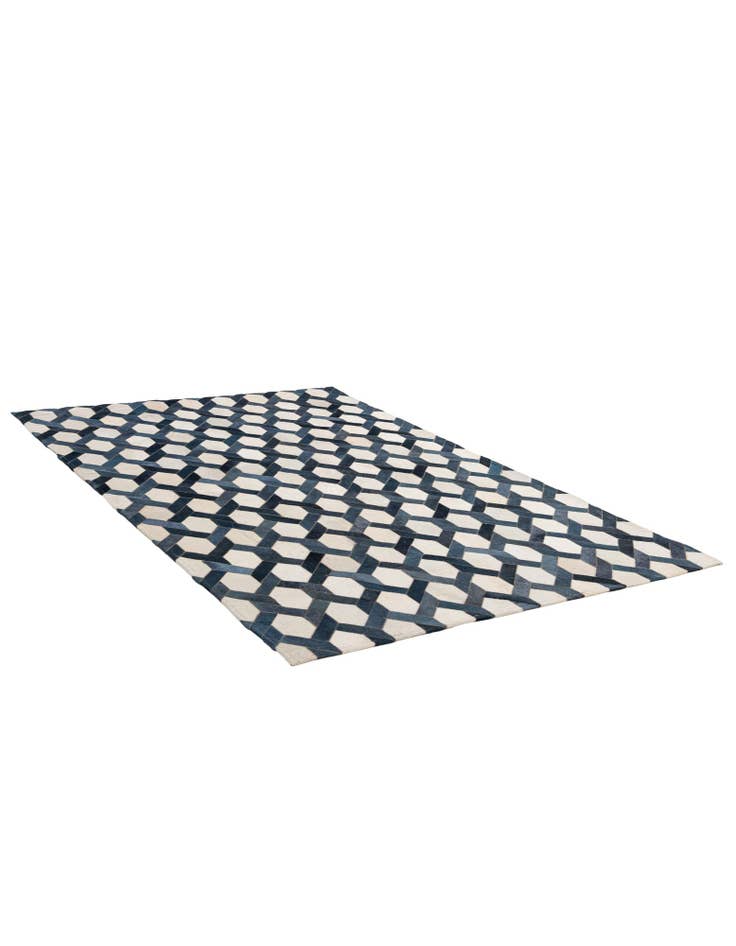 Detail image of 5' x 7' 11 Cowhide - Patchwork Rug