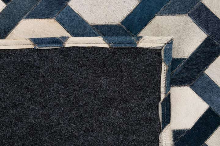 5' x 7' 11 Cowhide - Patchwork Rug