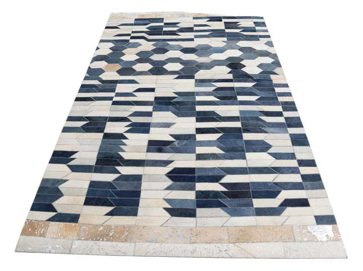 5' x 7' 9 Cowhide Leather Rug