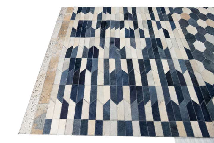 5' x 7' 9 Cowhide Leather Rug