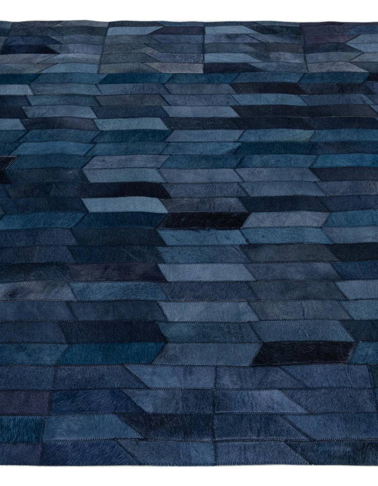 Detail image of 4' 9 x 7' 8 Cowhide Leather Rug