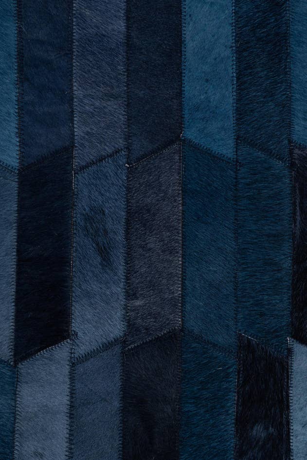Detail image of 4' 9 x 7' 8 Cowhide Leather Rug