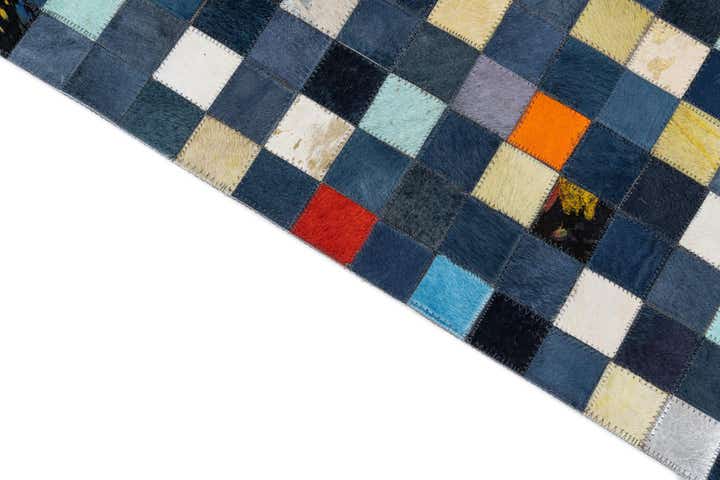 5' x 8' Cowhide Leather Rug
