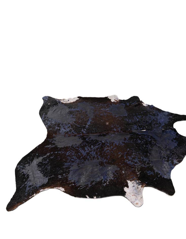 Detail image of 6' 7 x 7' 7 Cowhide Leather Rug