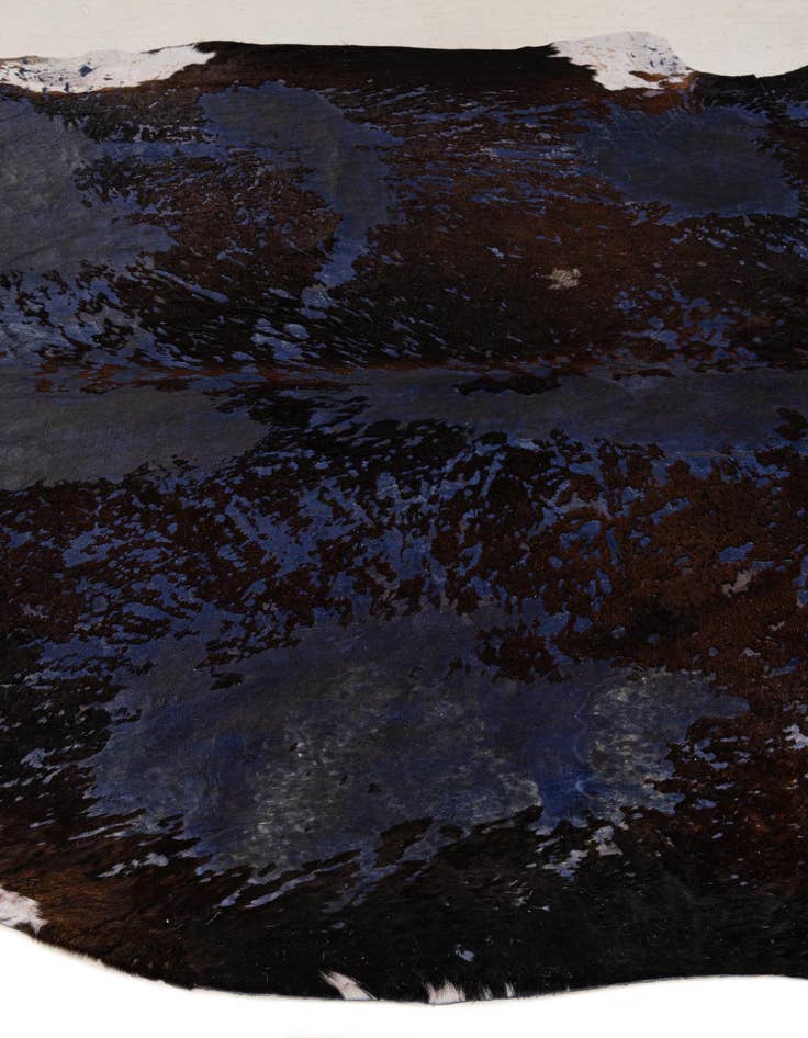 Detail image of 6' 7 x 7' 7 Cowhide Leather Rug