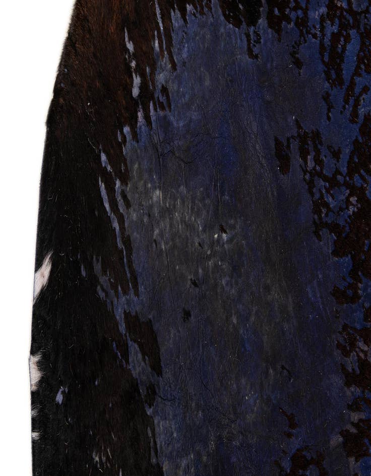 Detail image of 6' 7 x 7' 7 Cowhide Leather Rug