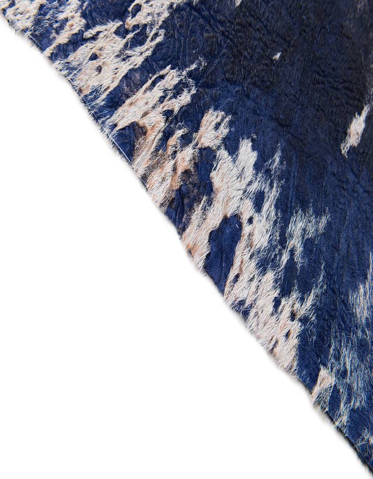 Detail image of 6' 9 x 7' 4 Cowhide Leather Rug