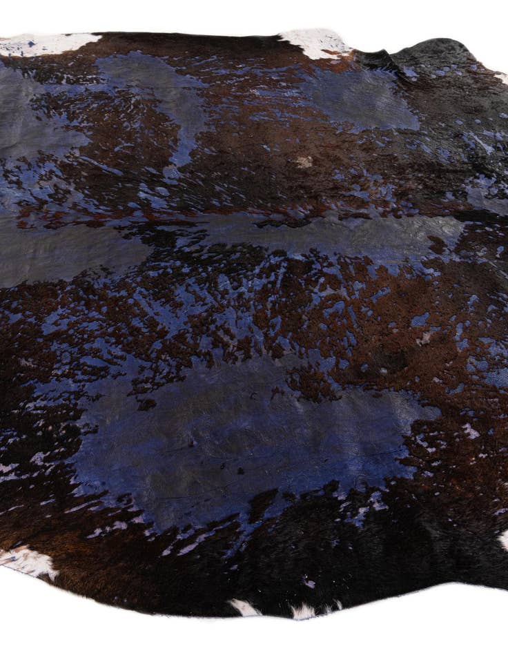 Detail image of 6' 7 x 7' 7 Cowhide Leather Rug