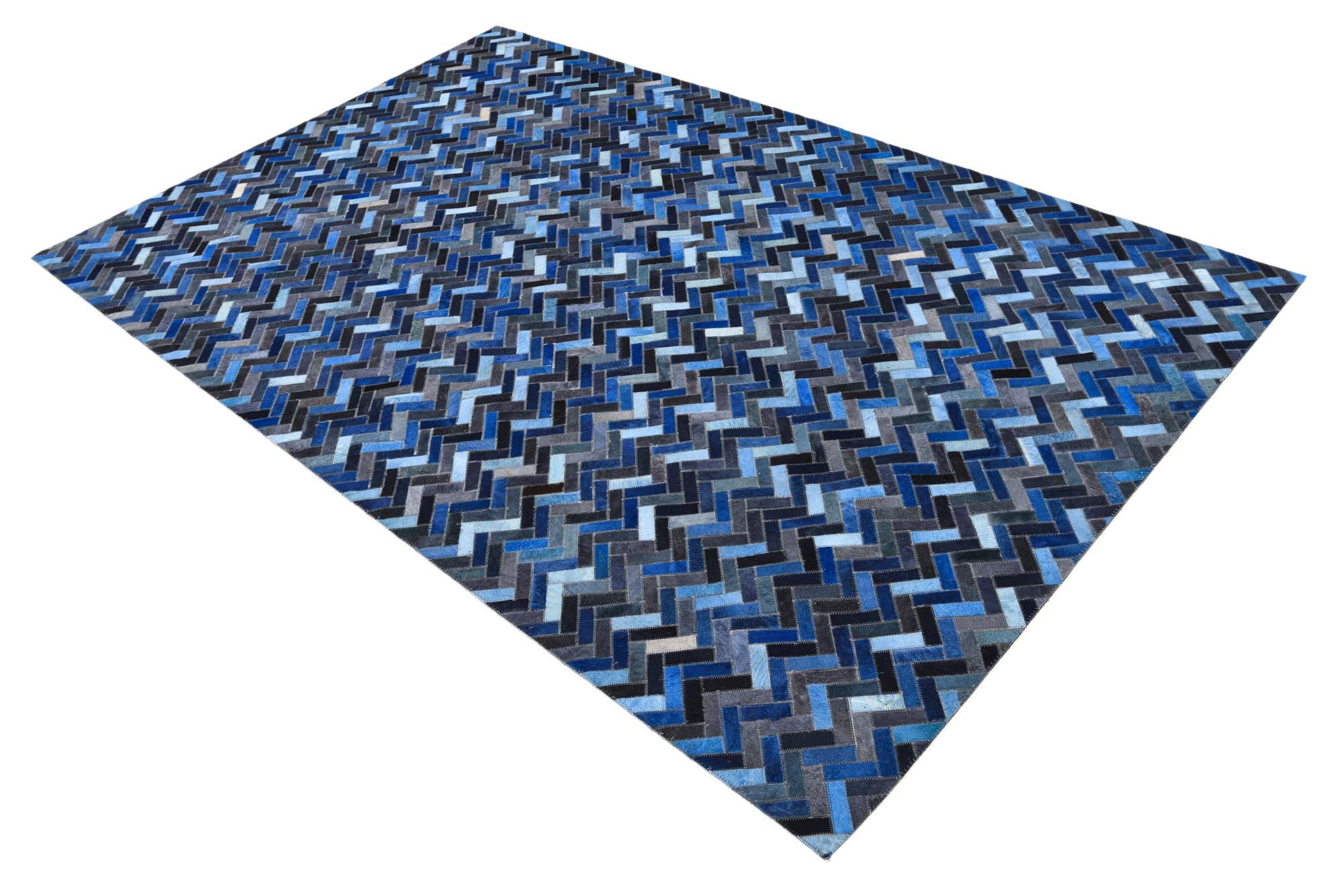 5' 1 x 8' Cowhide Rug
